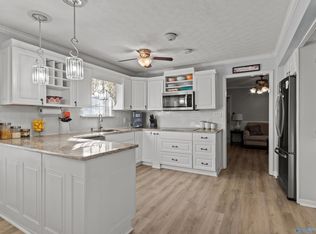 12308 Lakeview St, Athens, AL 35611