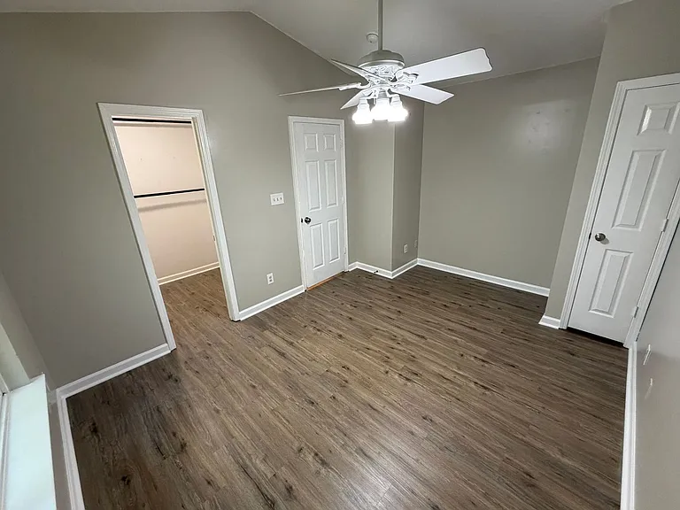 1047 Oak Blossom Way — Photo 16