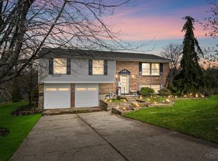 5942 Cedaridge Dr, Cincinnati, OH 45247