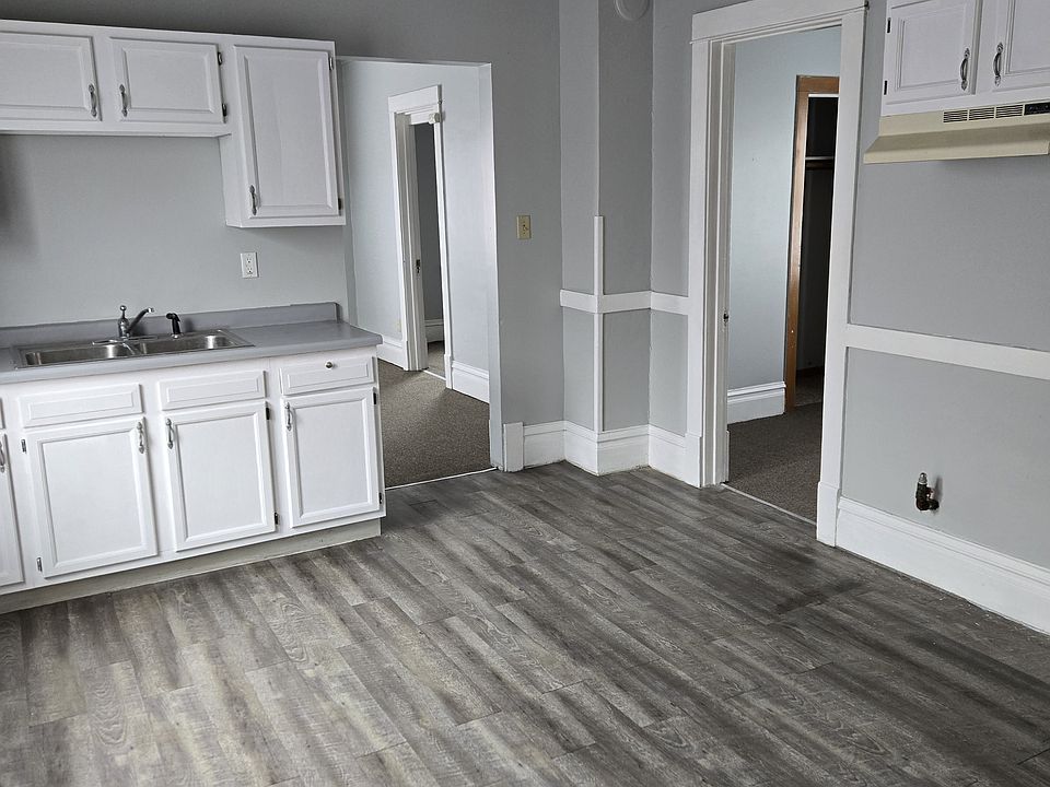 1st image of 4849 Northcote Ave #2F