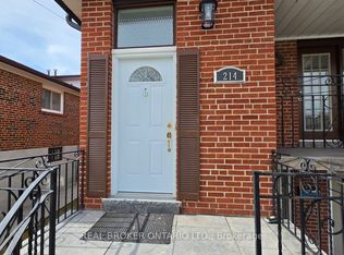 214 Fairglen Ave, Toronto, ON M1W 1B1