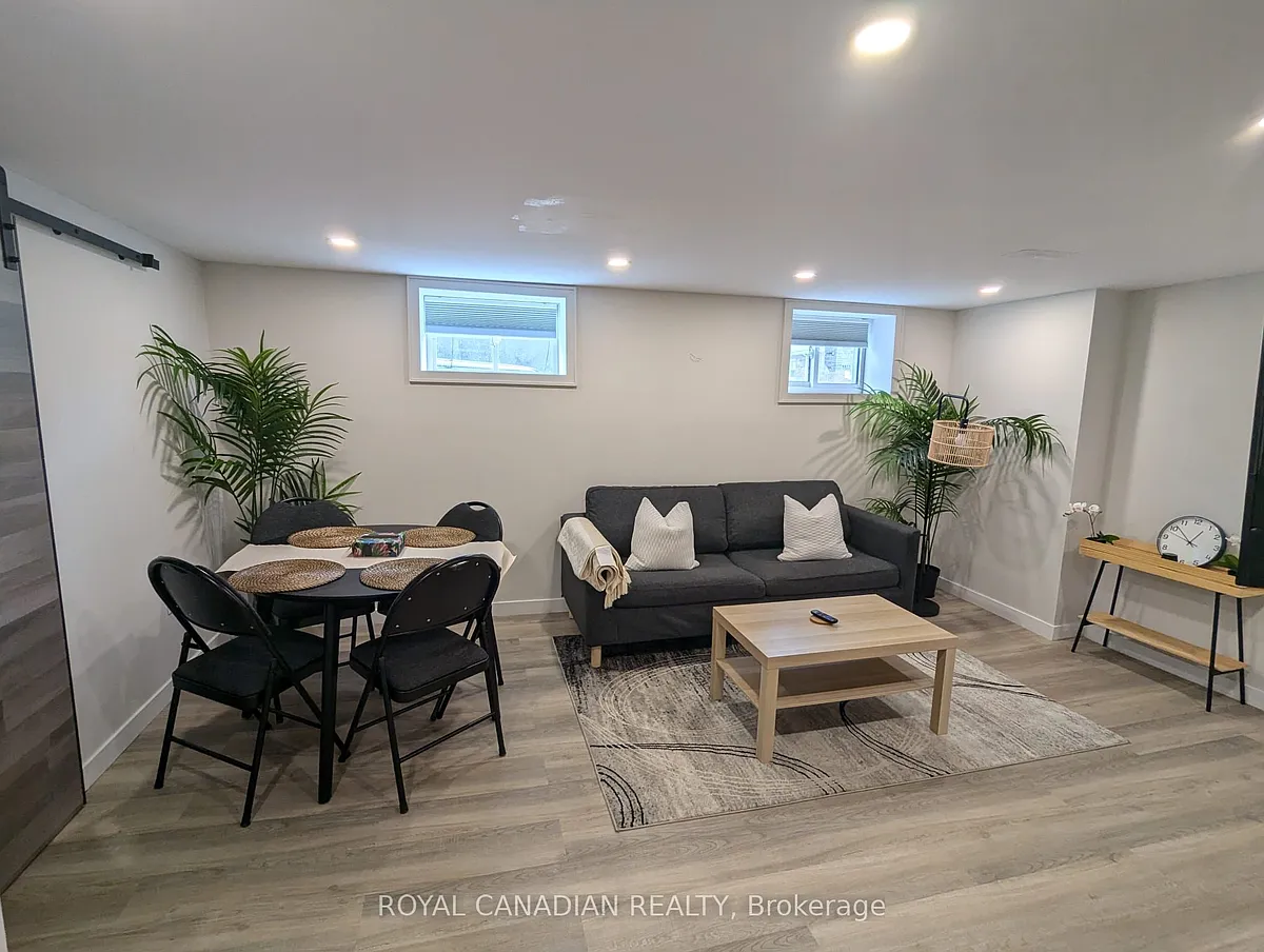 Building Photo - 67 Seven Oaks Dr #BASEMENT