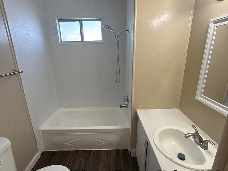 201 McCord Ave #22 — Photo 3