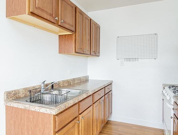 4th image of 2602 N Kimball Ave #412EB