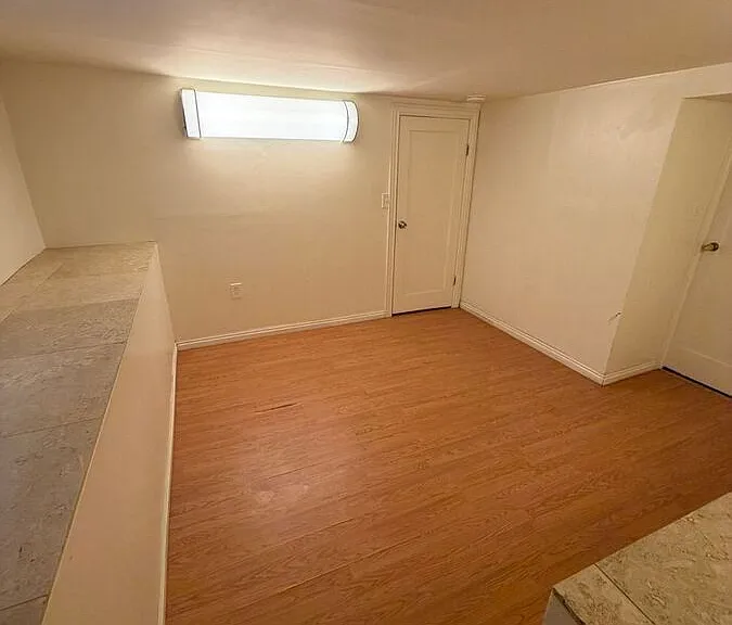 625 E Wilmington Ave — Photo 33