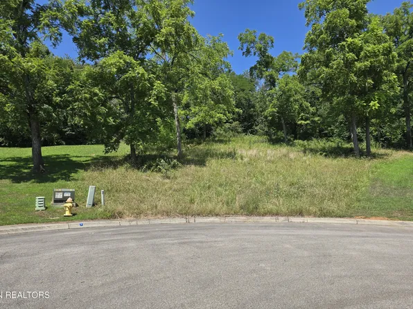 Morningside Ln, Dandridge, TN 37725