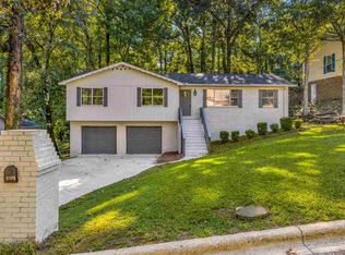 1309 Pinebrook Ln, Birmingham, AL 35235