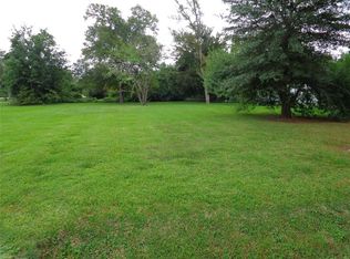 501 S Burnett Dr, Baytown, TX 77520