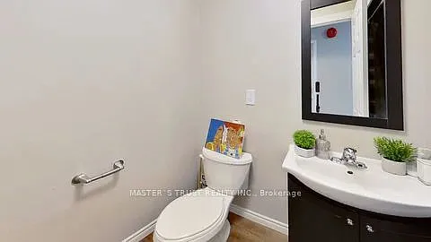 117 Erb St W #4 — Photo 7