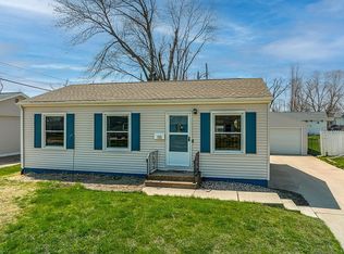 118 W Post Rd NW, Cedar Rapids, IA 52405
