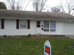 1021 Englewood Dr, Rantoul, IL 61866