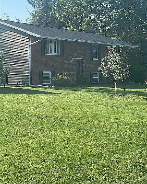 1st image of 135 Horstman Dr