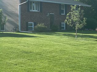 135 Horstman Dr, Glenville, NY 12302