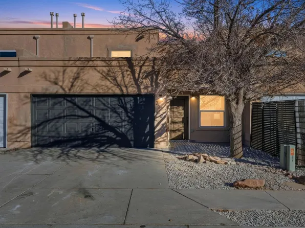 2910 Quail Pointe Dr NW, Albuquerque, NM 87120
