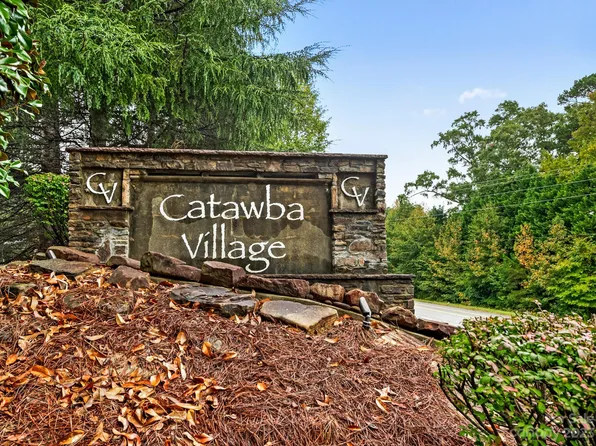 907 Wicawa Rd, Fort Mill, SC 29708