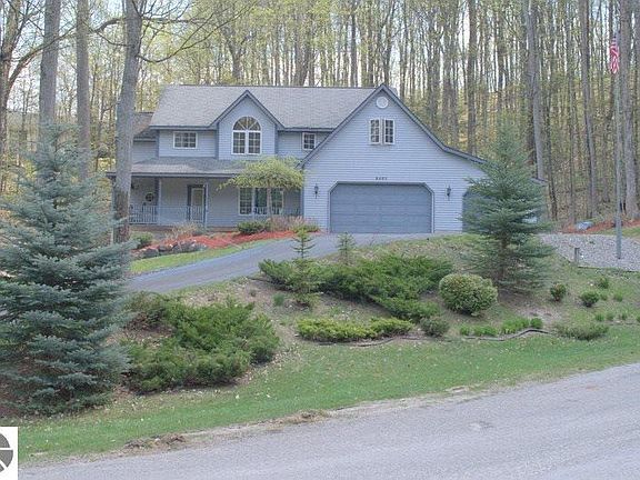 2nd image of 8405 S Forest Dr