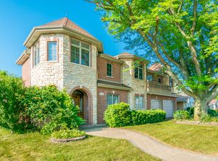 5724 Emerson St, Morton Grove, IL 60053