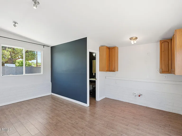 1609 E Gaylon Dr — Photo 38