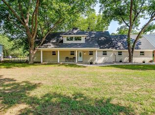 6400 County Road 402, Grandview, TX 76050