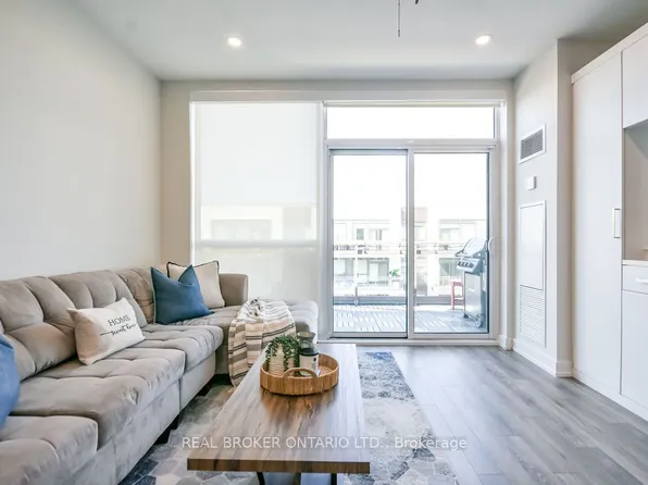 333 Sea Ray Ave #D428, Innisfil, ON L9S