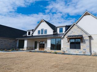 6300 Big Elk Dr, Fort Worth, TX 76140