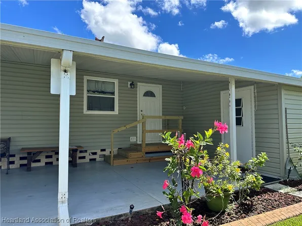 211 White Poplar St, Sebring, FL 33876