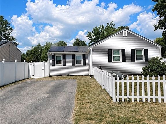 2nd image of 100 Bradley Ave