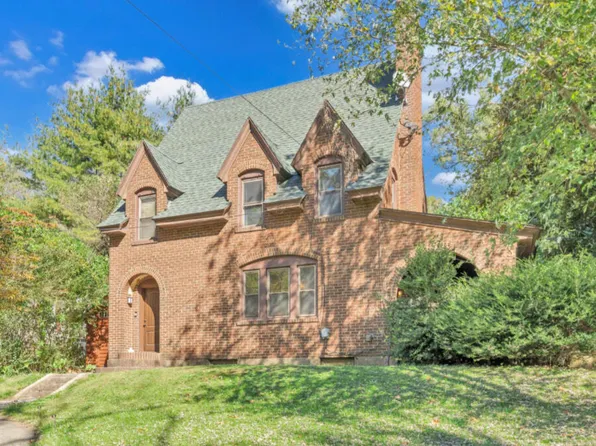230 Easy St, Boones Mill, VA 24065