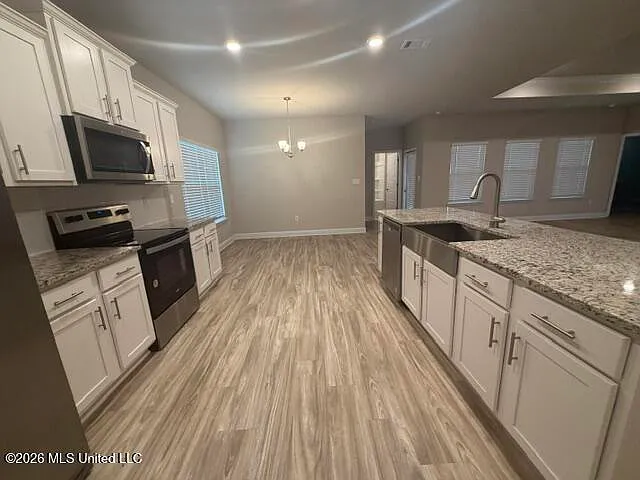 15273 Woodmanse Way — Photo 2