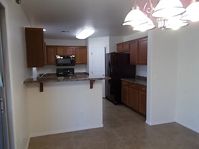 7340 W Alicia Dr — Photo 2