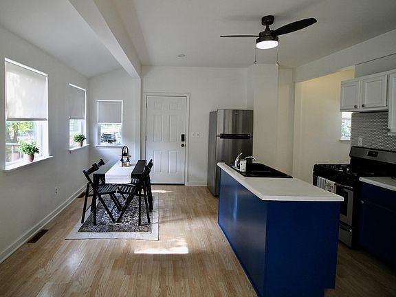 4th image of 2631 N Holton St