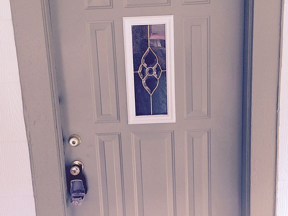 2nd image of 817 Ontario St
