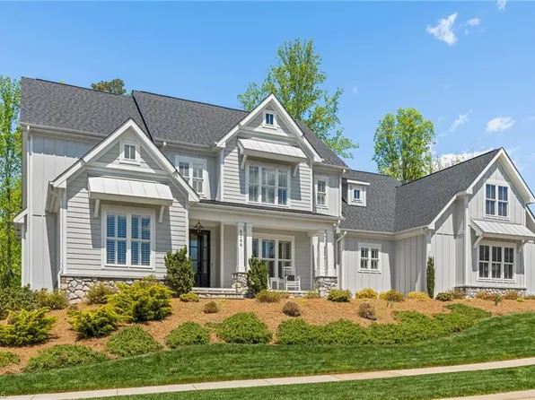5366 Summer Hill Ln, Winston Salem, NC 27106