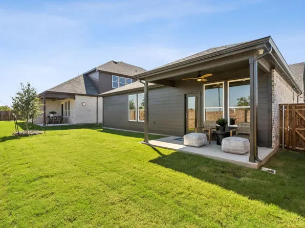 3321 Red Deer Rd, Denton, TX 76208
