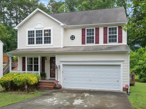 2711 E Shoreham St, Durham, NC 27707