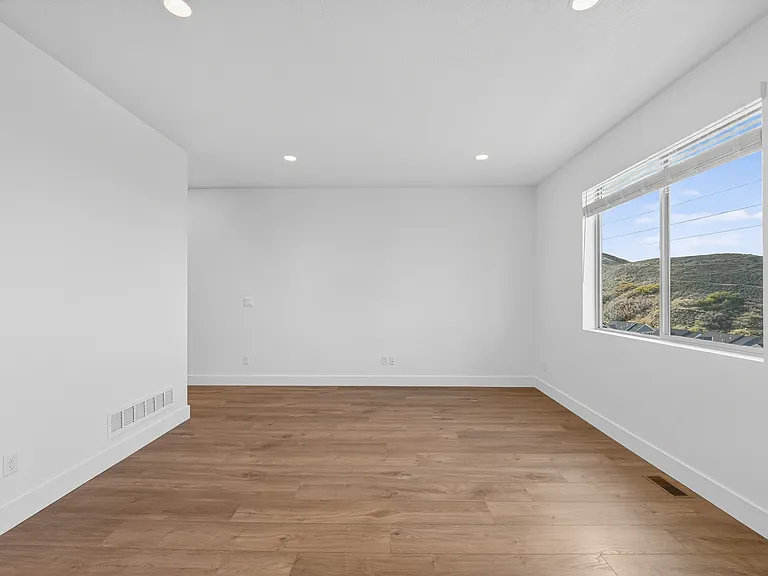 2209 W Swift Fox Dr — Photo 6