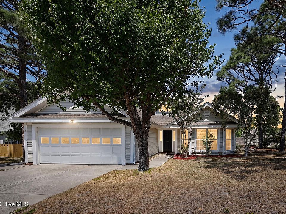 1st image of 619 E Telfair Circle