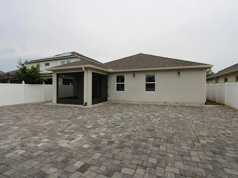 2380 Sanderling St — Photo 20