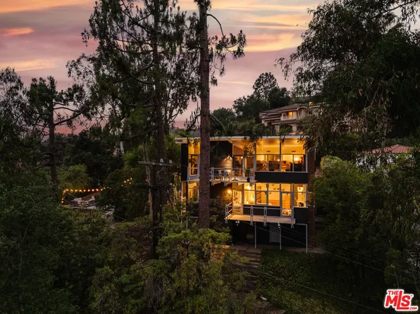 2980 Edgewick Rd, Glendale, CA 91206