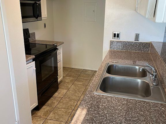 2nd image of 1187 Carlsbad Pl