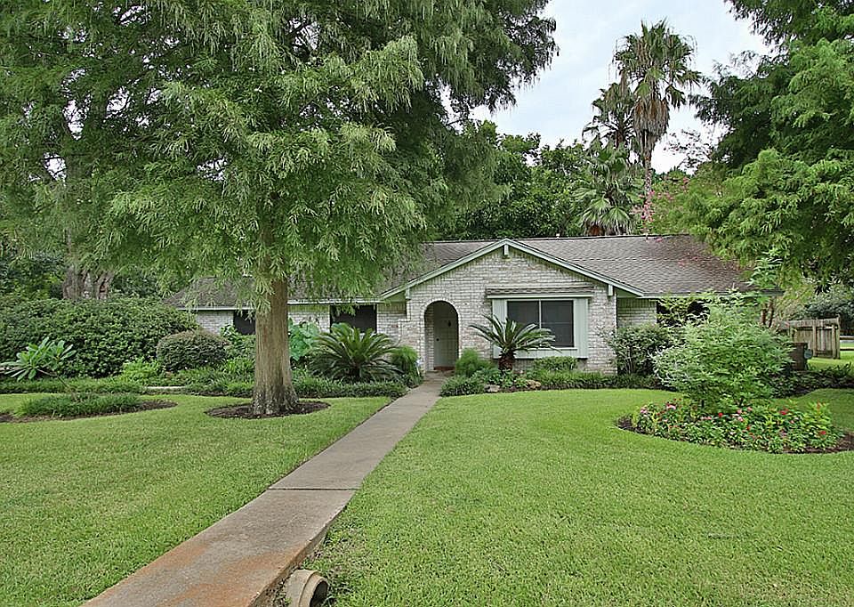 1st image of 13510 E Cypress Forest Dr