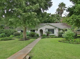 13510 E Cypress Forest Dr, Houston, TX 77070