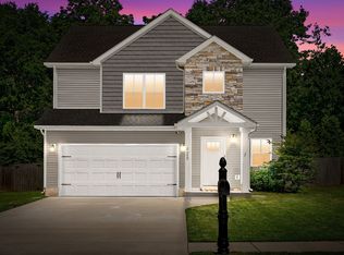 425 Woodtrace Dr, Clarksville, TN