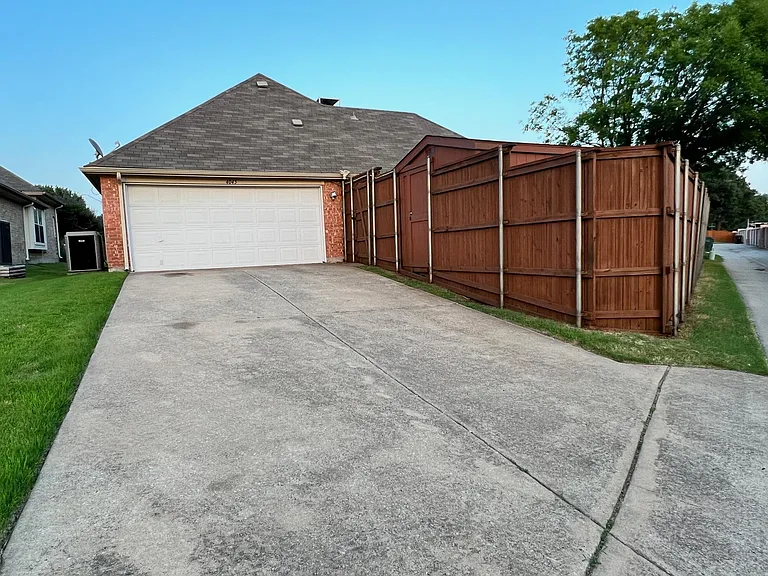 Drive way
