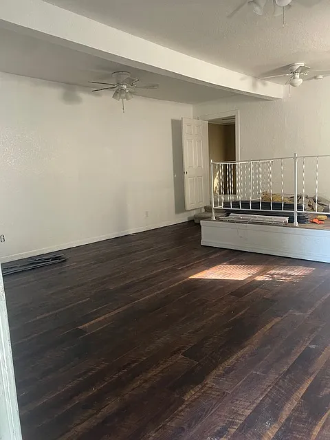 Building Photo - 2214 Carolina Ave #3