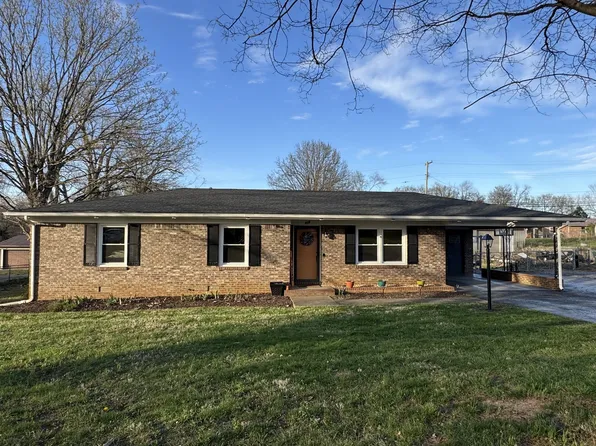 316 Wayside Dr, Hopkinsville, KY 42240