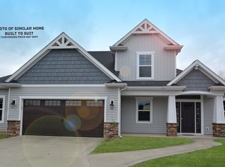 1774 Woodlark Dr, Fort Wayne, IN 46814