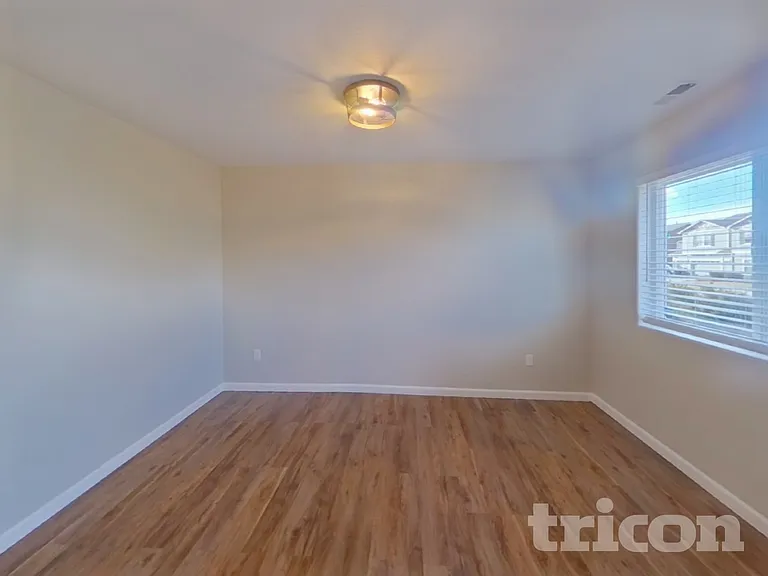 7407 Benecia Dr — Photo 13
