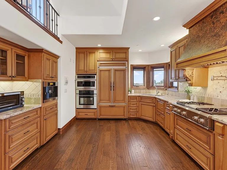 41 S Circle Dr — Photo 17