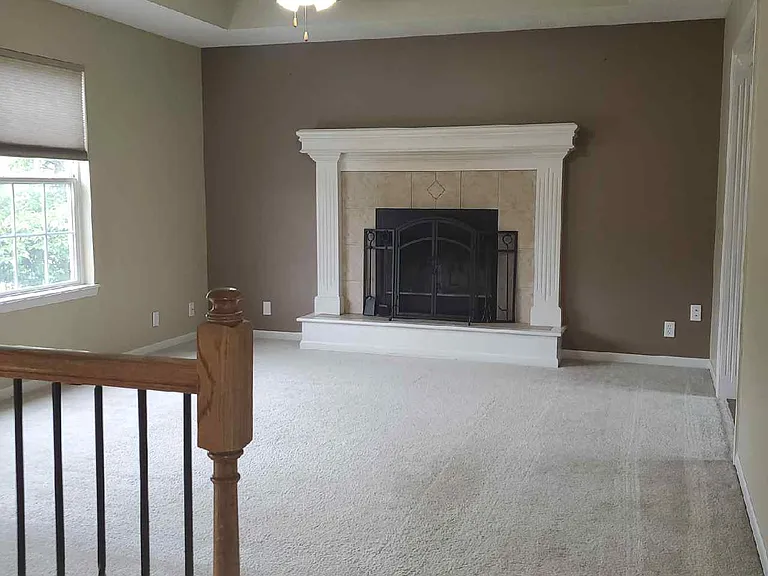 1501 Stoneybrooke Dr — Photo 6